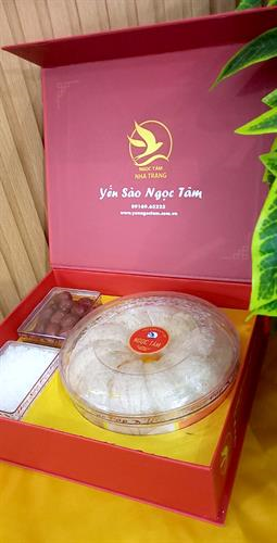 Yến rút lông nguyên tổ